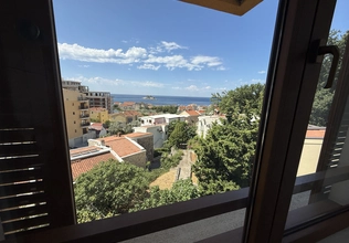 Dvosoban stan na prodaju, Petrovac, pogled na more