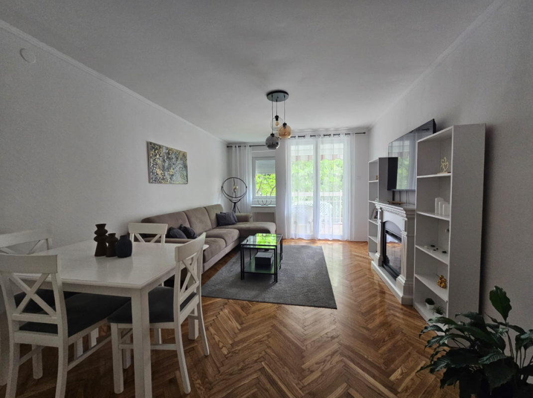 2 bedroom apartment for sale in Dubovica