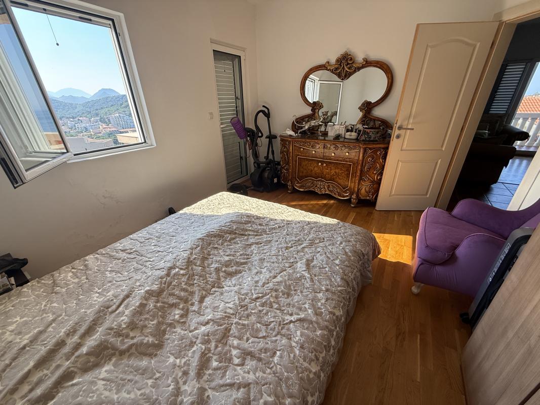 2-Bedroom Apartment with Sea View and Large Terrace
