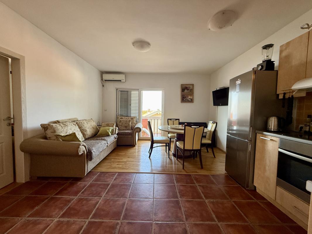 2-Bedroom Apartment with Sea View and Large Terrace