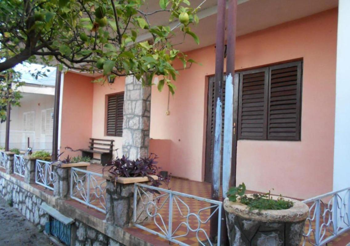 3 bedroom apartment for sale in Sutomore