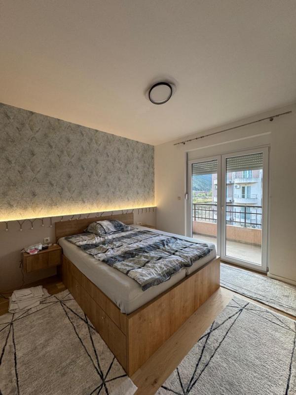 3-Bedroom 84 m2 Apartment for Sale Near the Sea in Igalo
