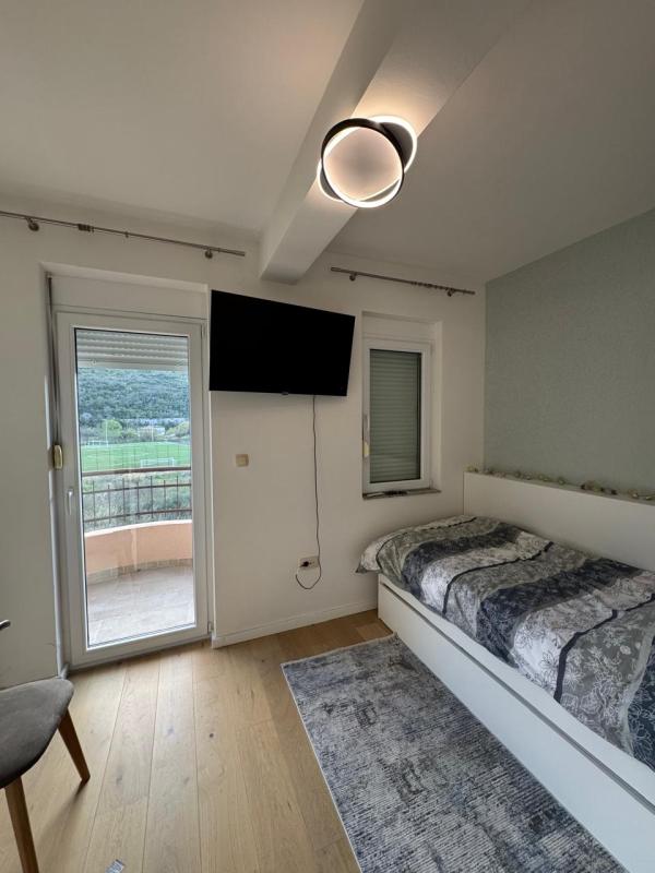 3-Bedroom 84 m2 Apartment for Sale Near the Sea in Igalo