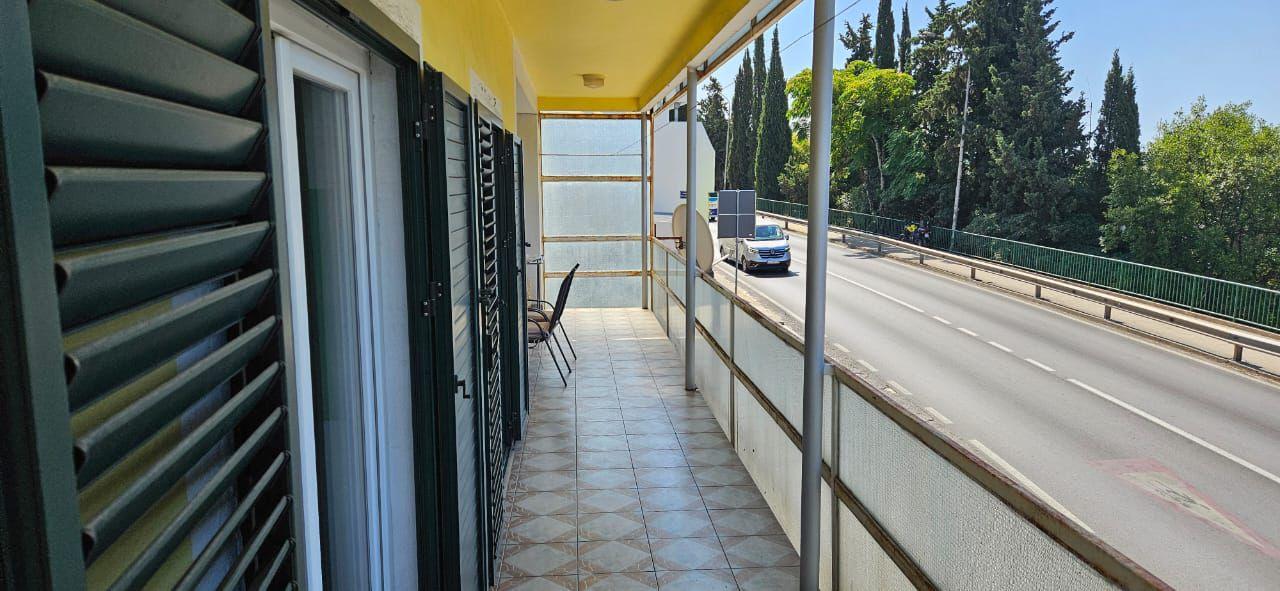 3-Zimmer-Wohnung von 93 m2 mit Meerblick in Topla zu verkaufen