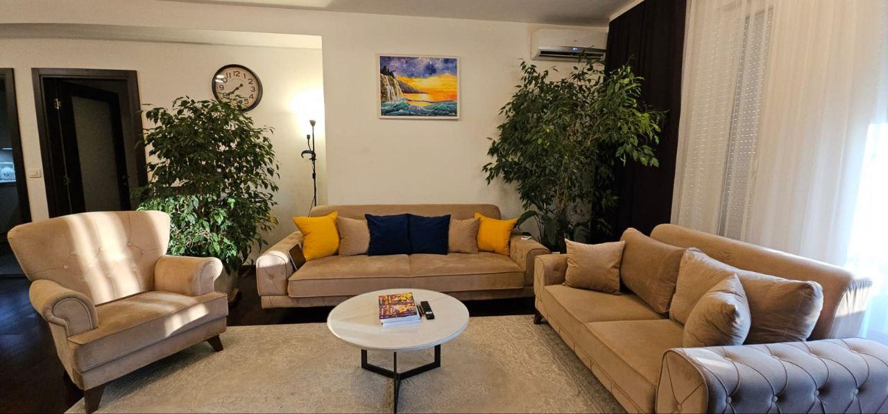 3 Bedroom Apartment with Sea view in the Bar