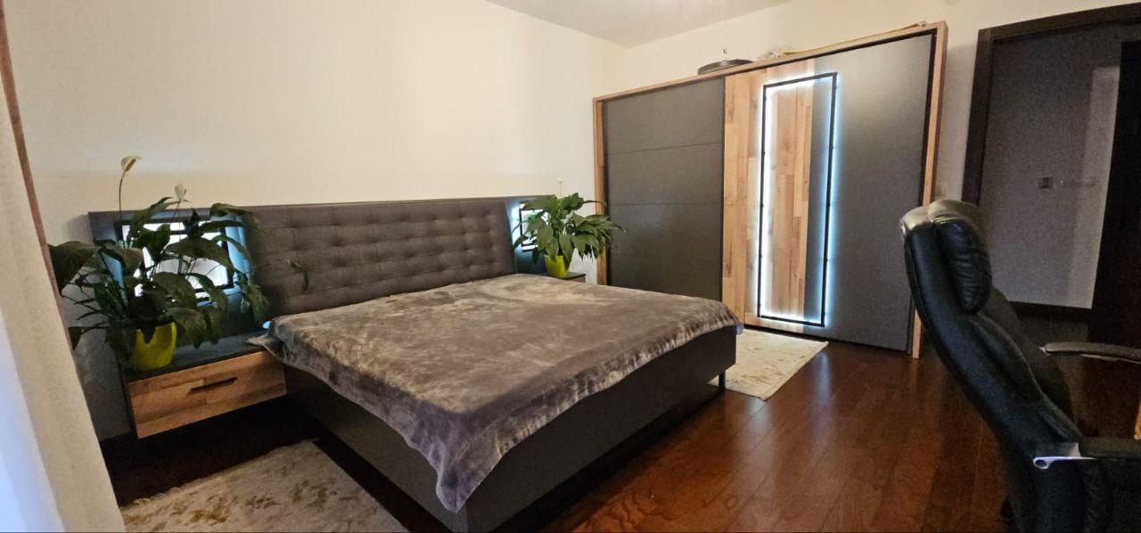 3 Bedroom Apartment with Sea view in the Bar