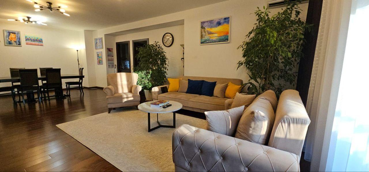 3 Bedroom Apartment with Sea view in the Bar