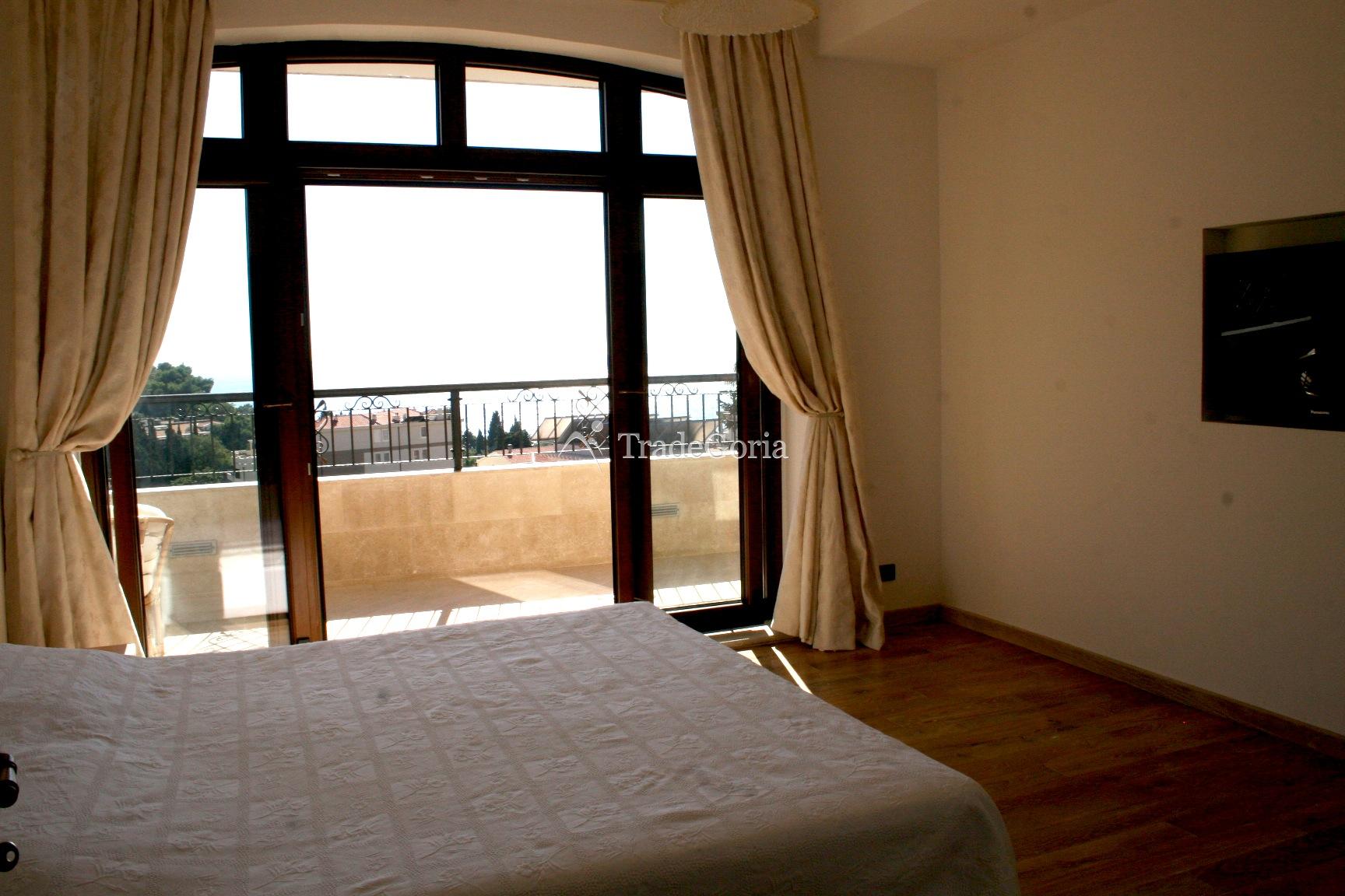4-storey villa in Petrovac