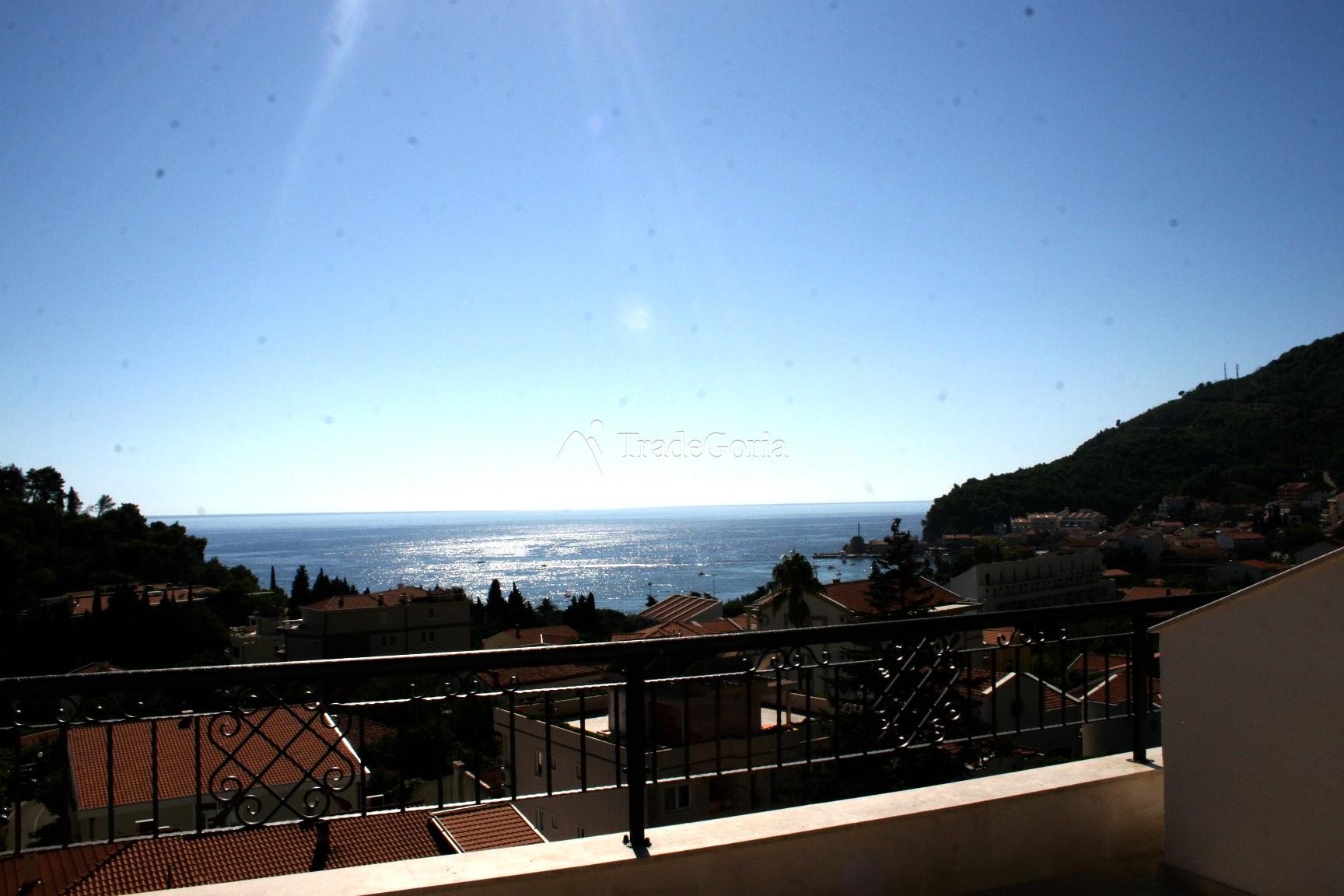 4-storey villa in Petrovac