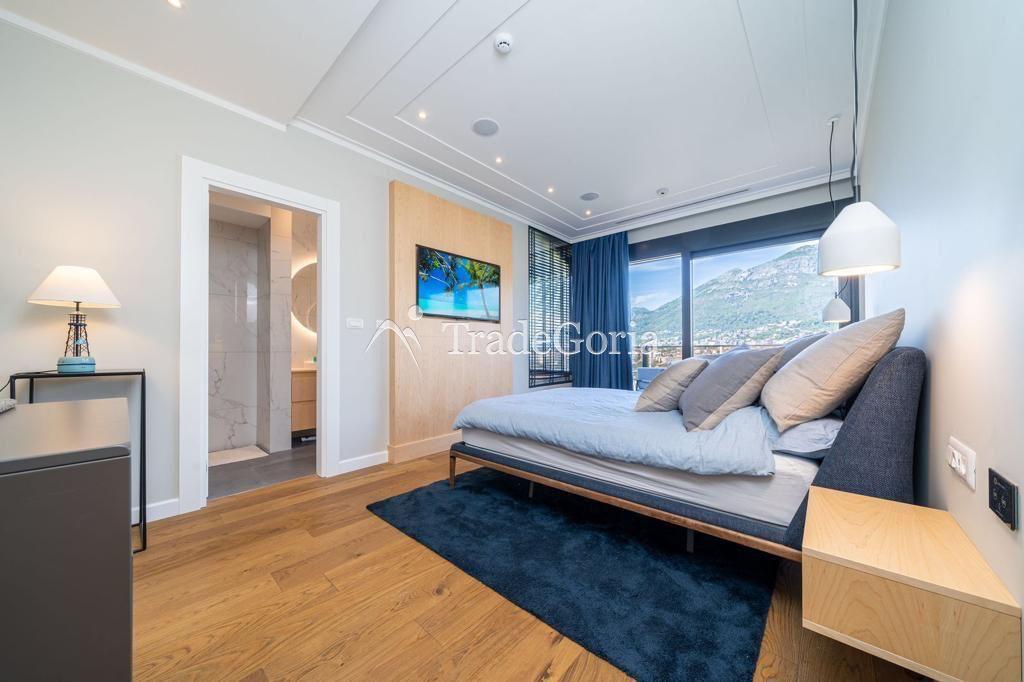 Spacious luxury designer apartment with panoramic sea view in modern complex in Bar
