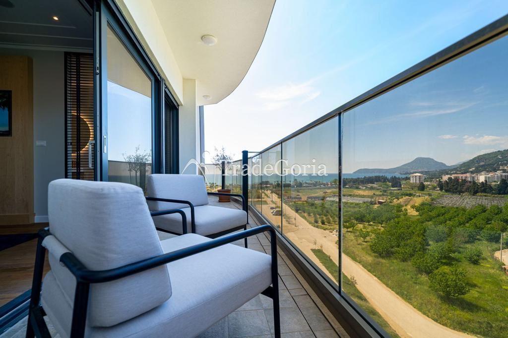 Spacious luxury designer apartment with panoramic sea view in modern complex in Bar