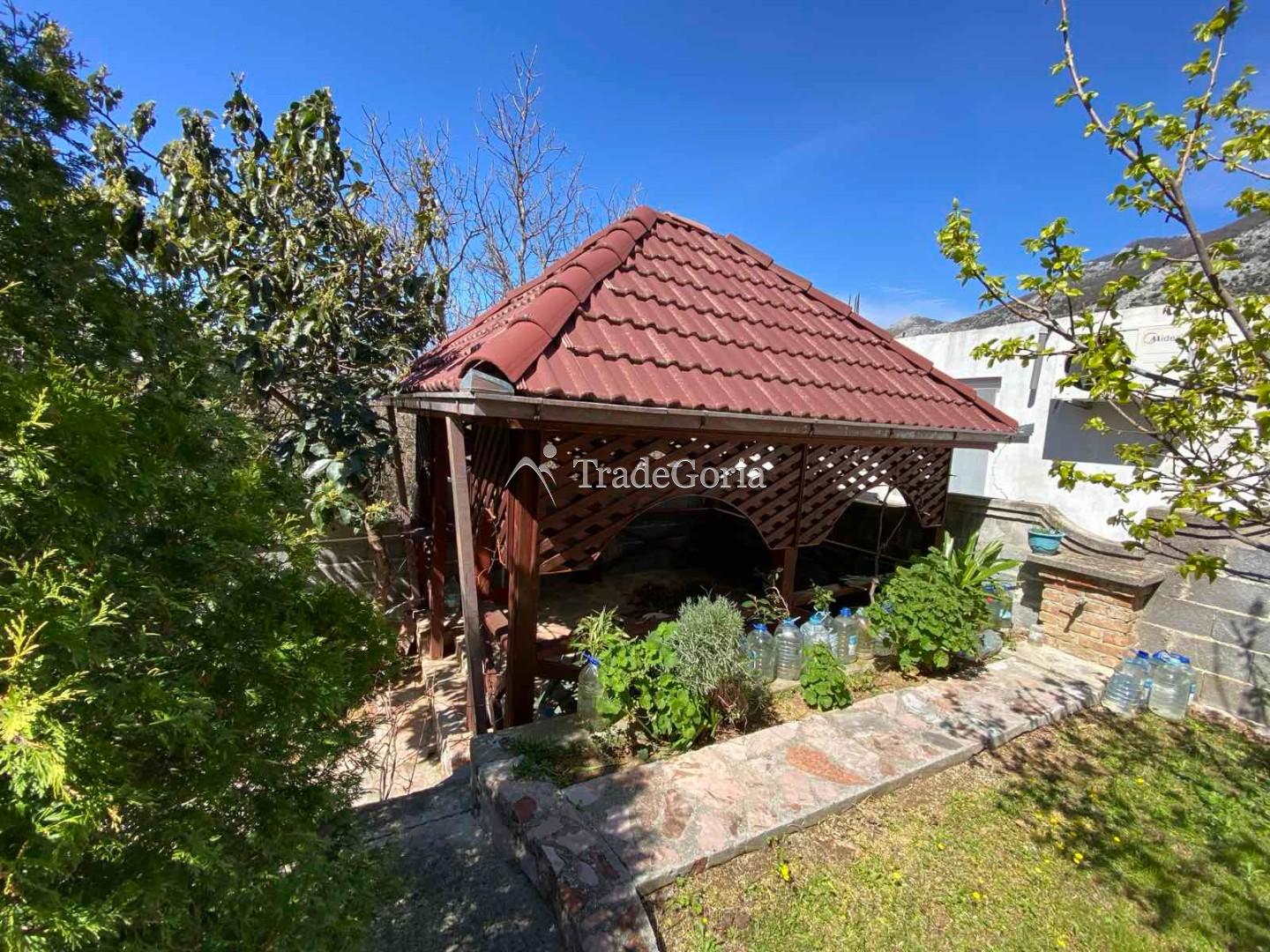 Two-storey house in Bar commune, Jermani village, with a total area of 243m2 on a plot of land 394m