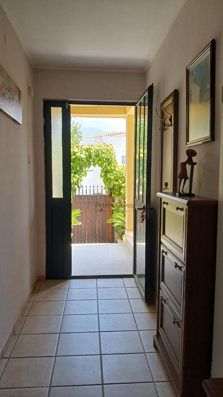 For sale: the first floor of a legal villa with land and all city utilities, located in a resort ar