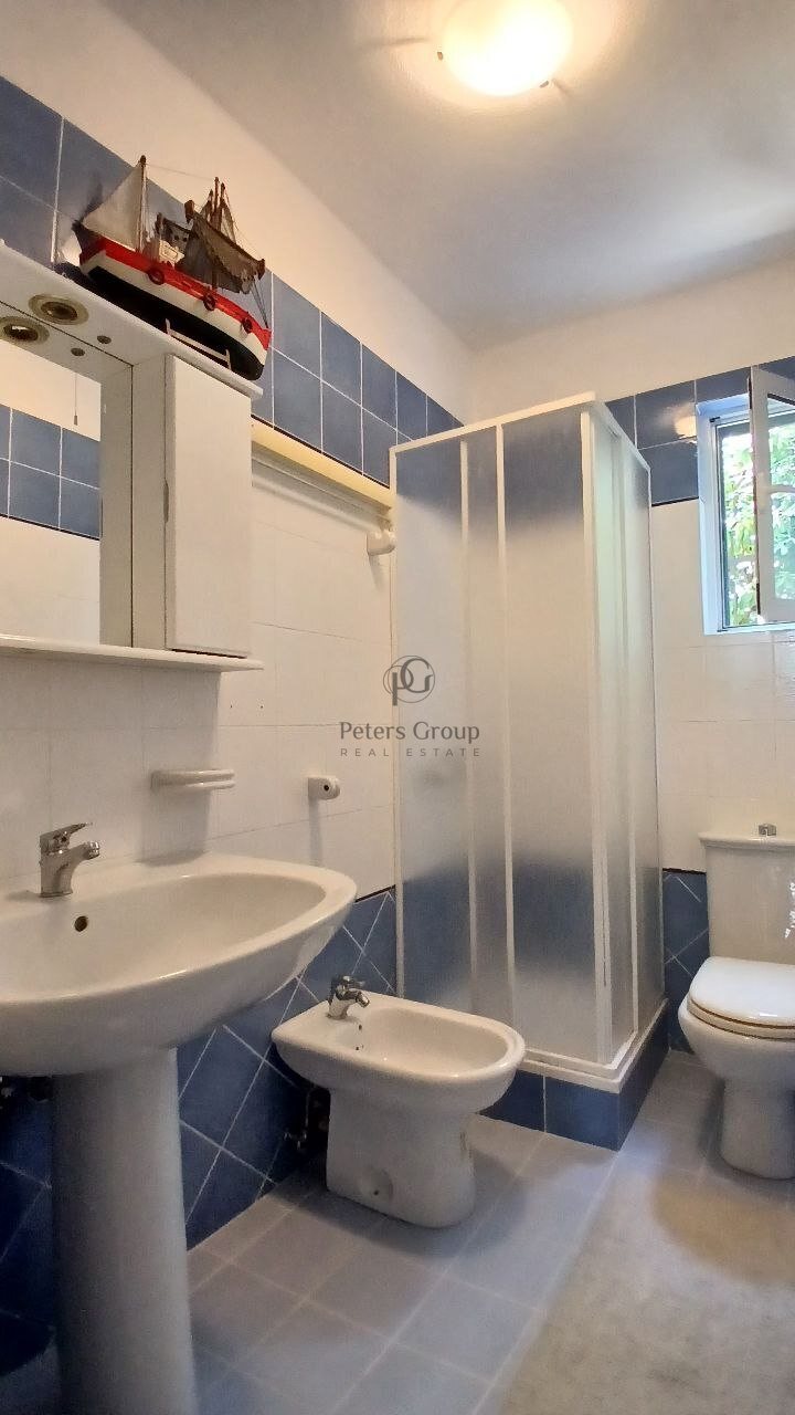 For sale: the first floor of a legal villa with land and all city utilities, located in a resort ar