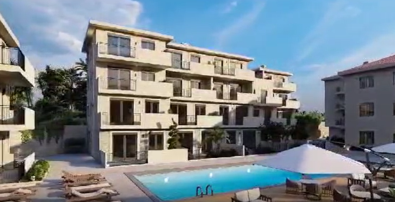 A 2-bedroom apartment for sale in a complex under construction in Baošići.