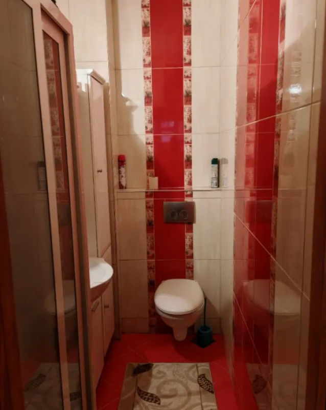 Hotel od 345 m2 na prodaju u Becicima