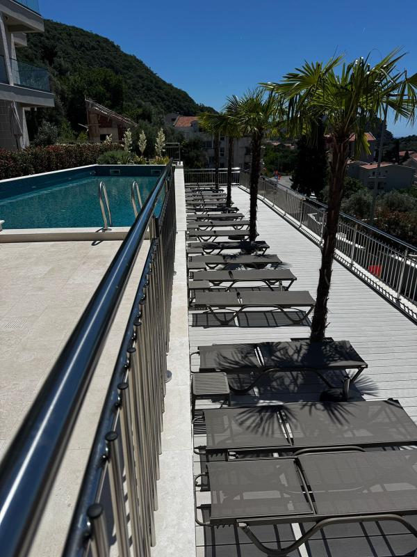 Premium 50 m² One-Bedroom Apartment in Petrovac, 1000 m from Beach