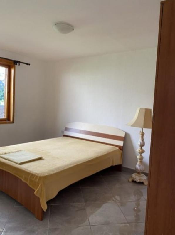 A family house in an Old Bar is for sale.