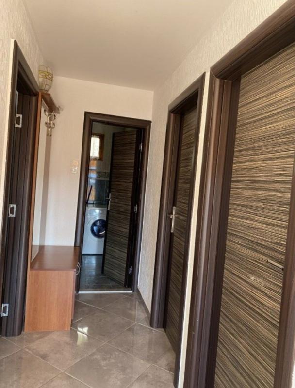 A family house in an Old Bar is for sale.