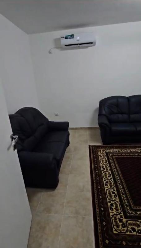 A house in Polye with a plot of land, a bar for rent for a long time