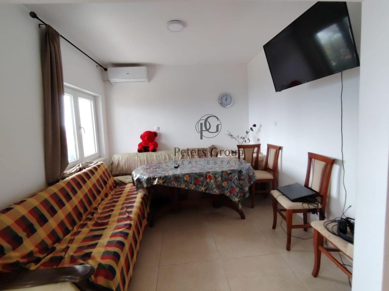 A panoramic duplex house with a large plot for sale in Sutomore, Zagrađe.