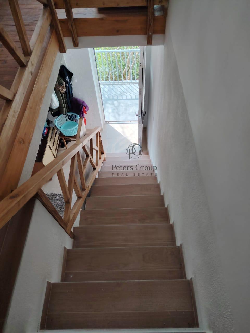 A panoramic duplex house with a large plot for sale in Sutomore, Zagrađe.