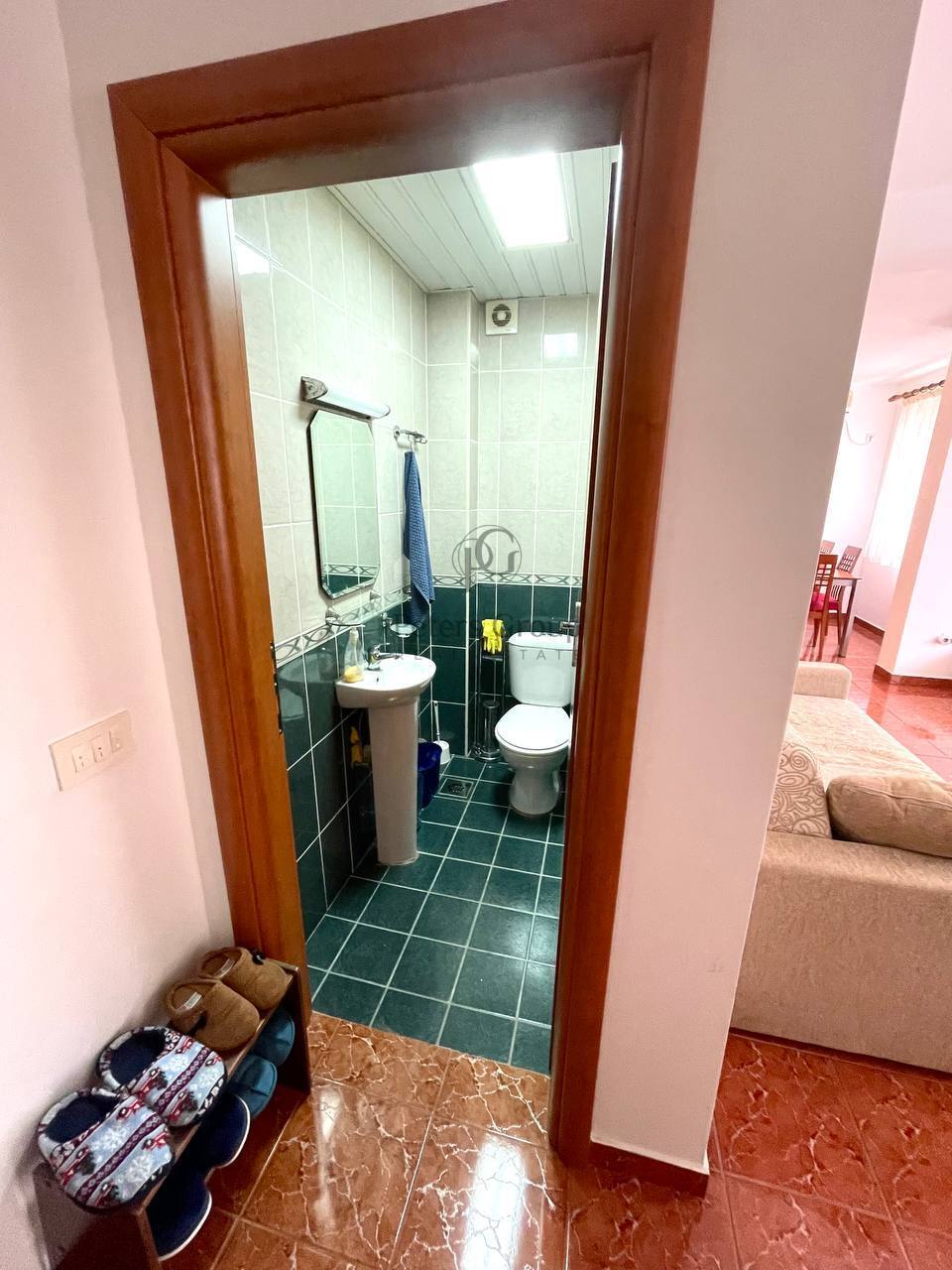 A spacious and bright one-bedroom apartment for sale in Bečići