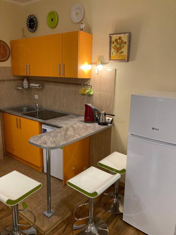Eine Wohnung zum Verkauf in einer ausgezeichneten Lage in Sutomore.