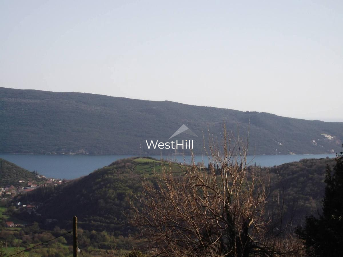 Stara kamena kuća sa pogledom na more u Zeleniki, Herceg Novi
