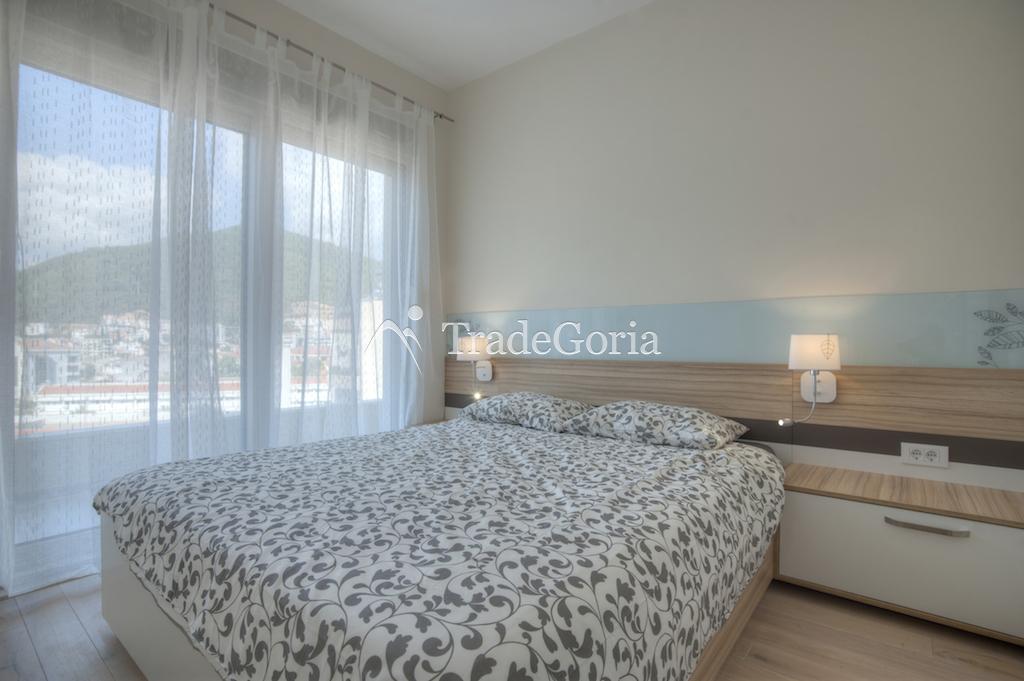 Apart-hotel with 6 individual apartments in quiet center of Budva