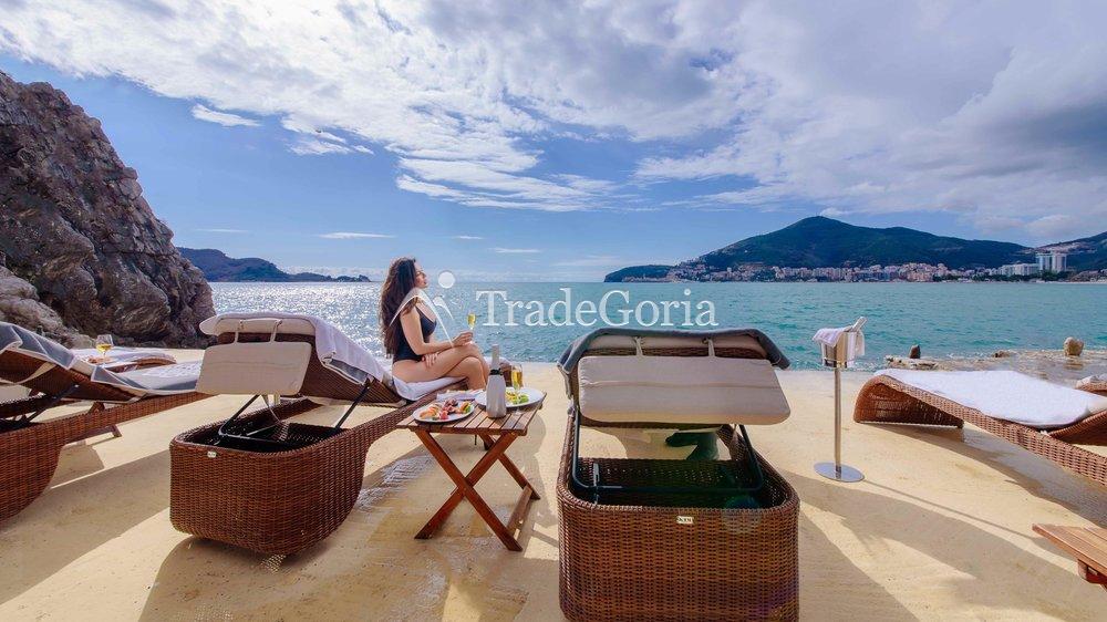 Apartment mit Panoramablick auf die Budva Riviera in Dukley Gardens