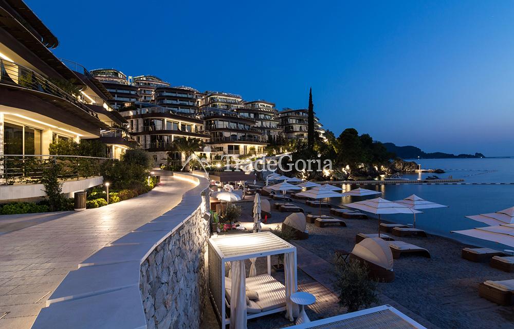 Apartment mit Panoramablick auf die Budva Riviera in Dukley Gardens