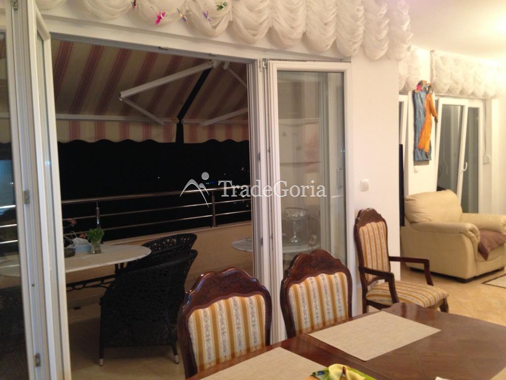 Holiday apartments in Topla-3 complex in Herceg Novi