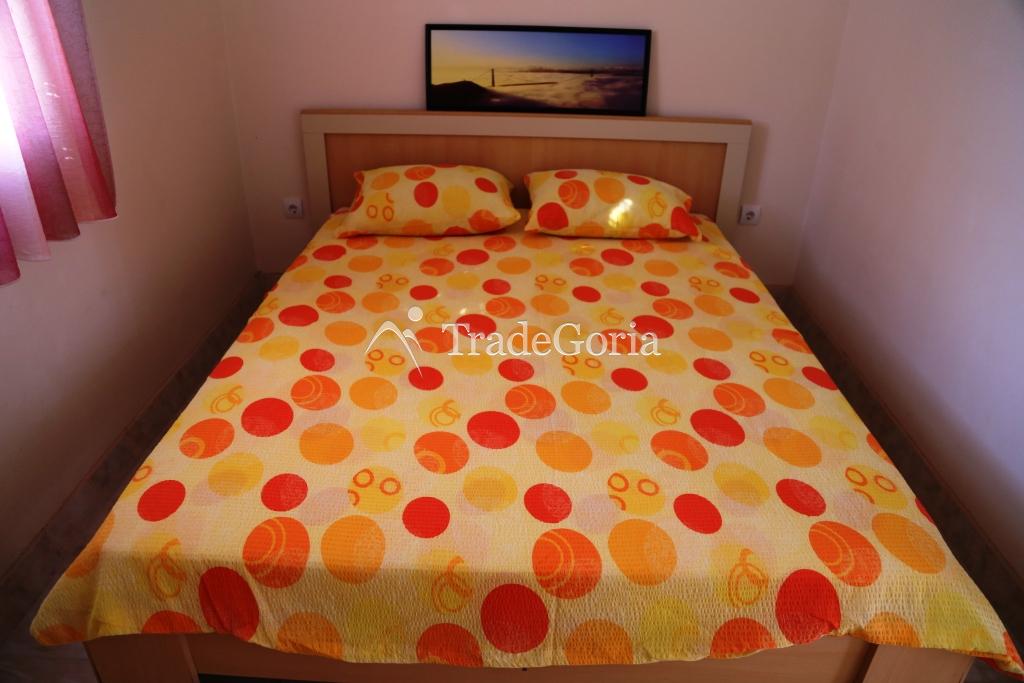 Apartments with Large Shaded Terrace in Quiet Cozy Place in Sutomore
