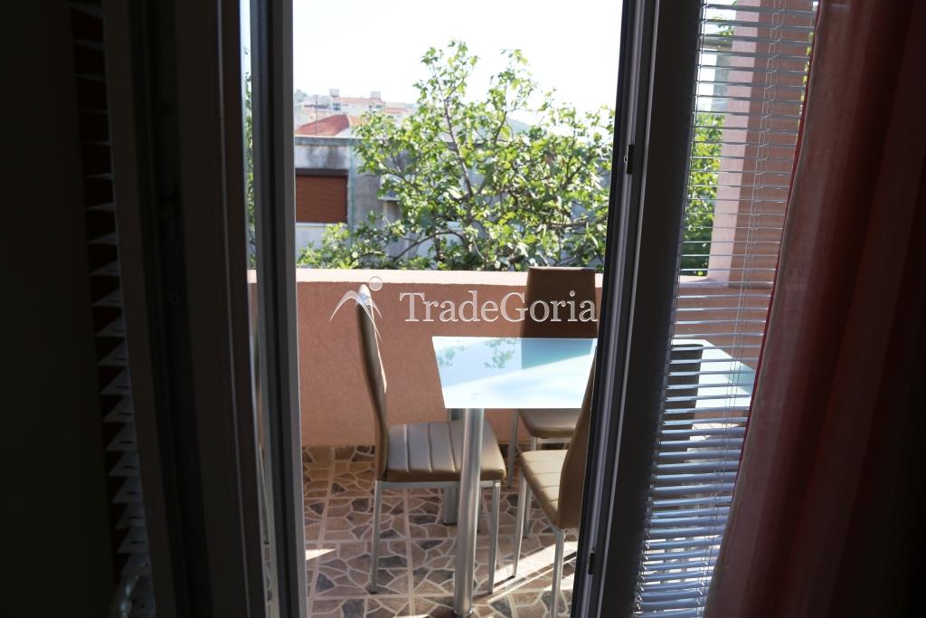 Apartments with Large Shaded Terrace in Quiet Cozy Place in Sutomore
