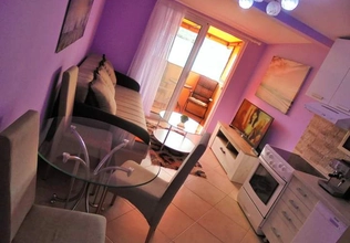 Wohnung zur Miete in Tivat mit 1 Schlafzimmer