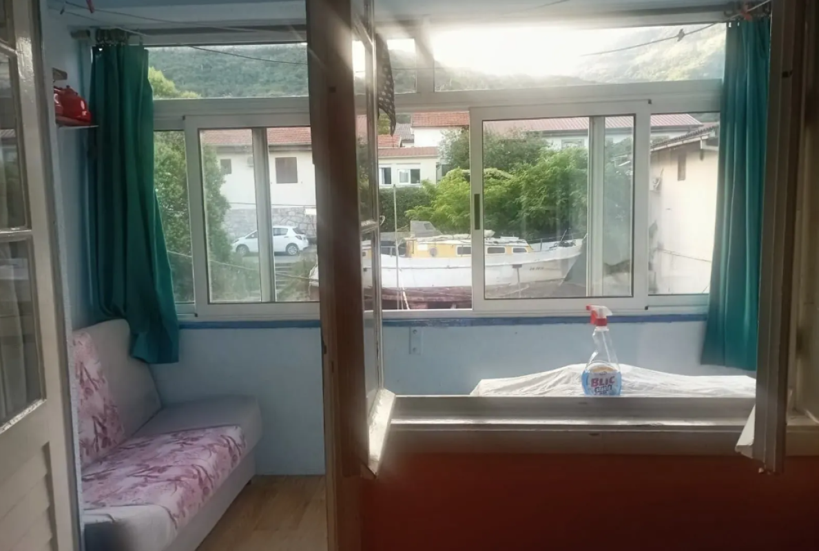 Apartment for sale 100 m from the sea in Bijela