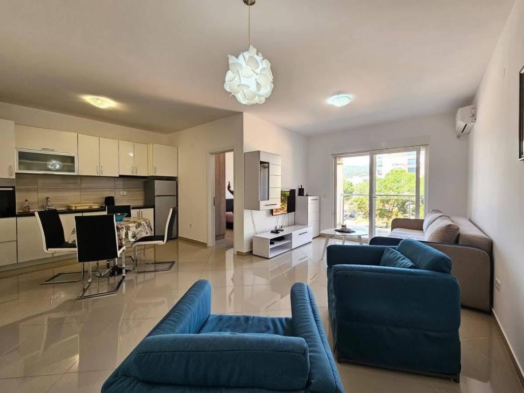 One-Bedroom Apartment 59 m2, 200 m from the Sea, Bar