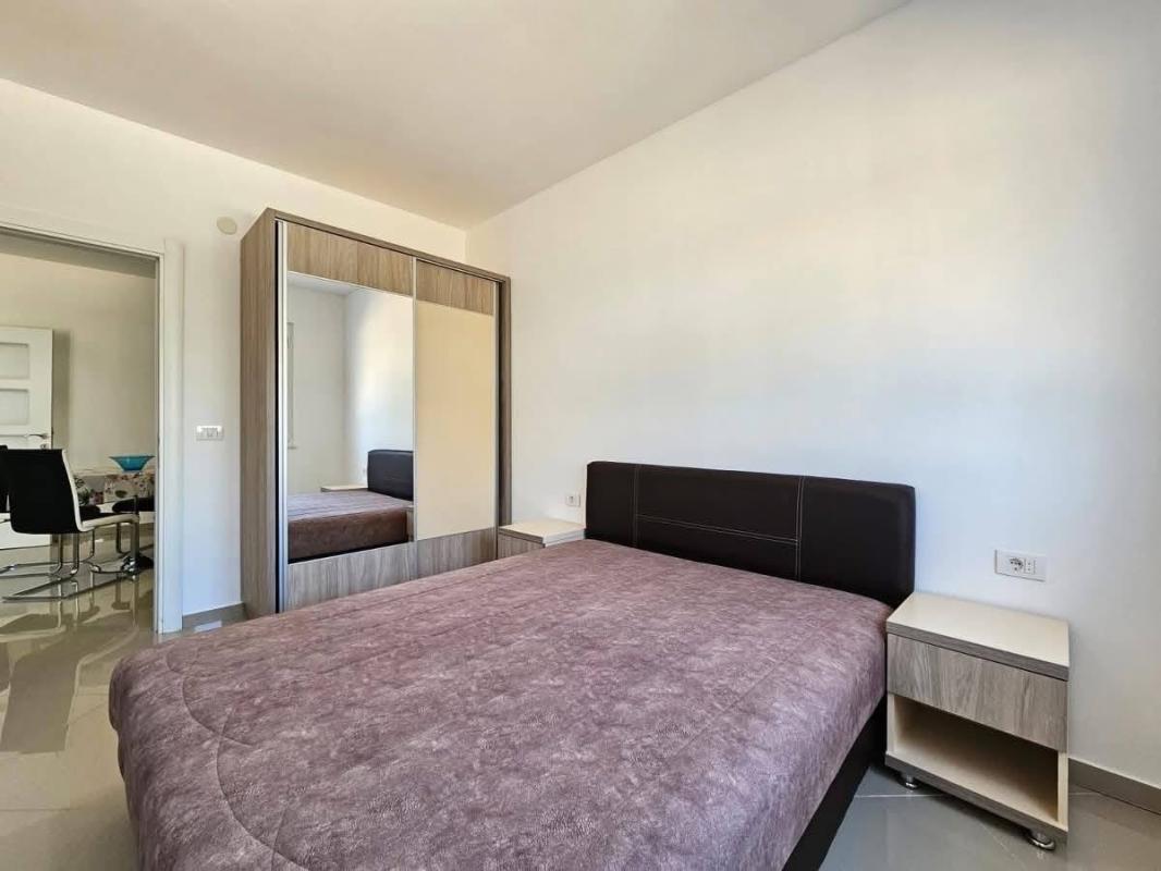 One-Bedroom Apartment 59 m2, 200 m from the Sea, Bar