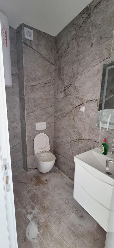 Apartment for sale in a new building in the center of Sutomore