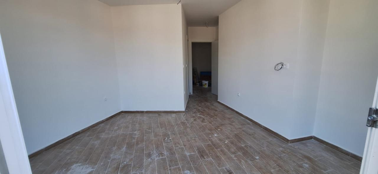 Apartment for sale in a new building in the center of Sutomore