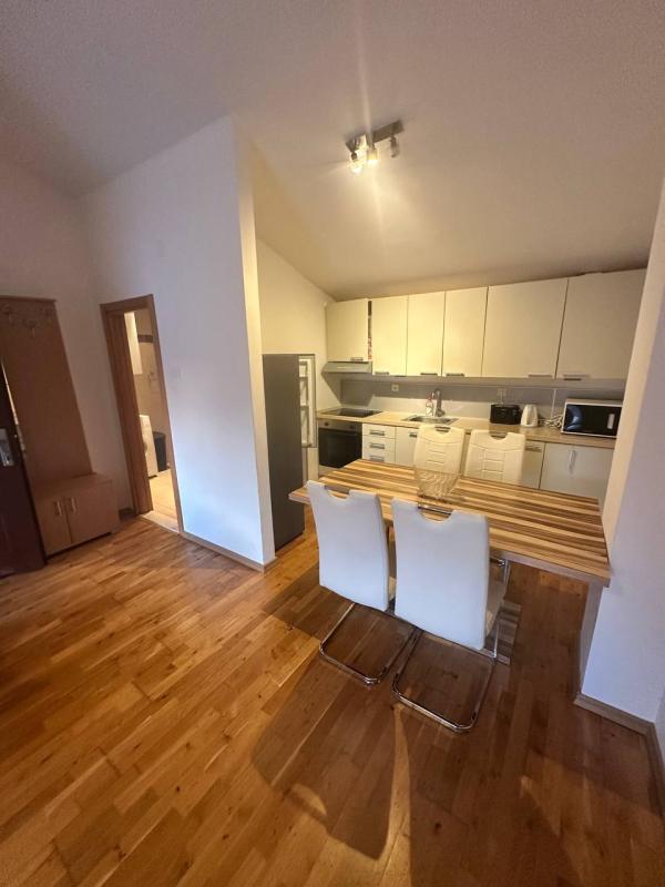 Wohnung im Blue Horizon Komplex, Przno: 2-Zi., 63 m²