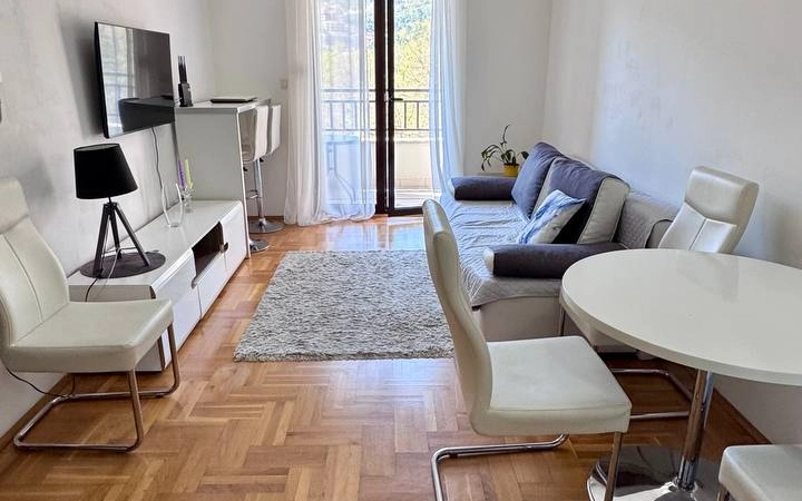 Apartment for sale in Budva, Lazi, with a view of a green park