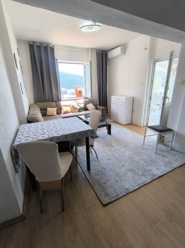 Квартира с видом на залив в Кумборе, 84 м²