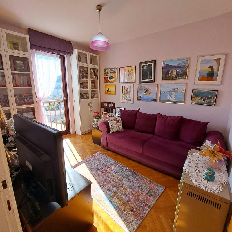 Apartment for sale with garage and sea view in Budva.