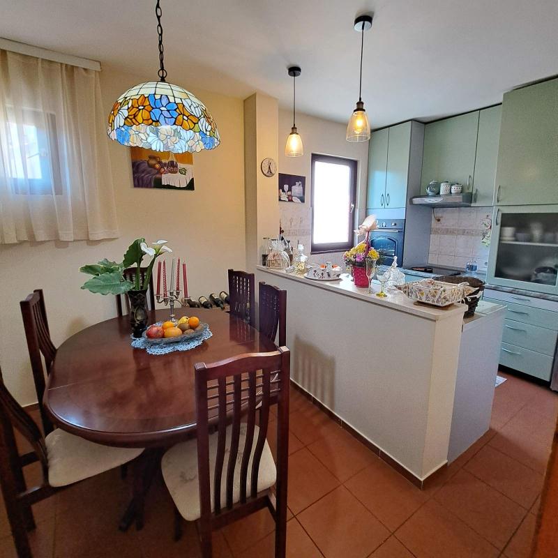 Apartment for sale with garage and sea view in Budva.