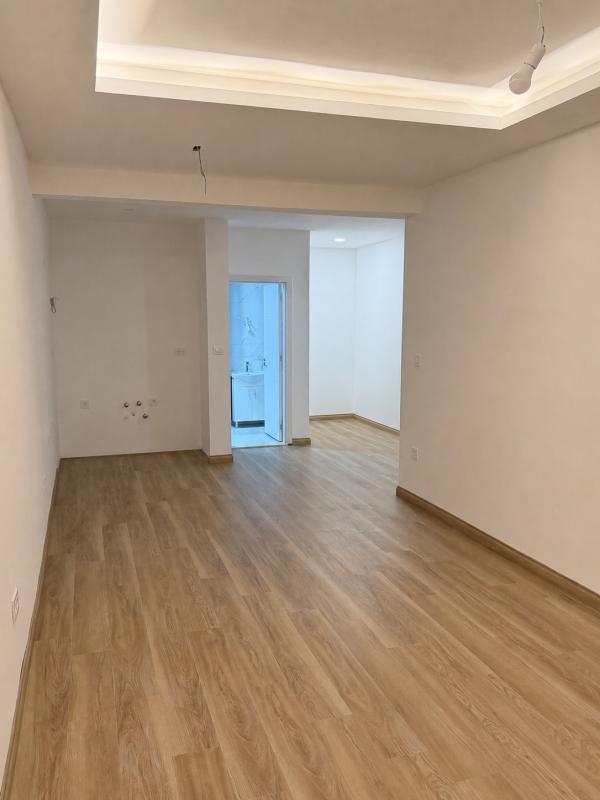 Apartment for sale with parking in Lazi, Budva