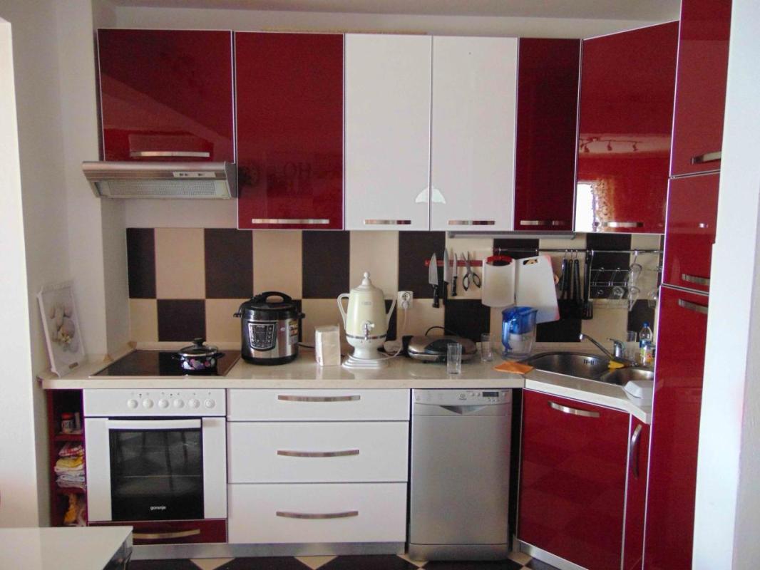 Apartment for sale with sea view in Herceg Novi.