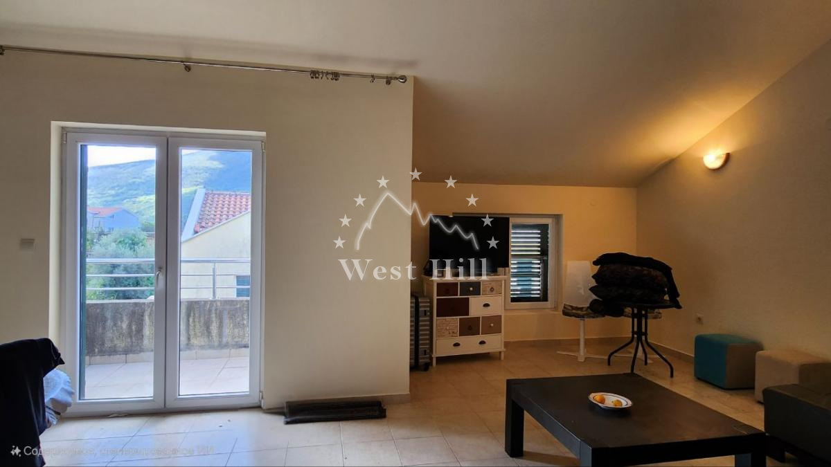 Apartment in Djenovici near Porto Novi