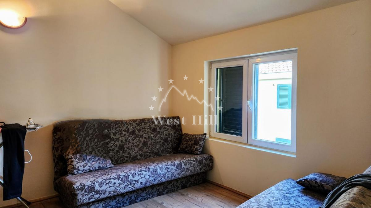 Apartment in Djenovici near Porto Novi